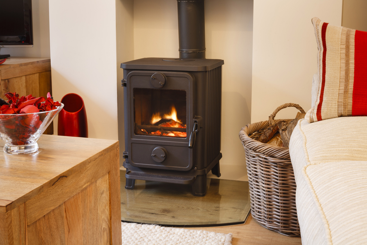 poêle à granulé et bois salon